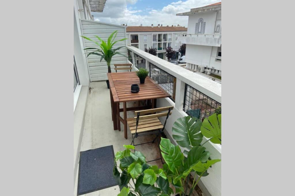 Ferienwohnung Royan 2P - Centre - 300M Plage Exterior foto